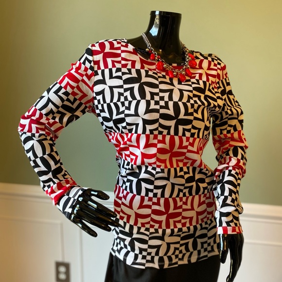 Kenneth Cole Geometric Shape Top - Picture 3 of 12